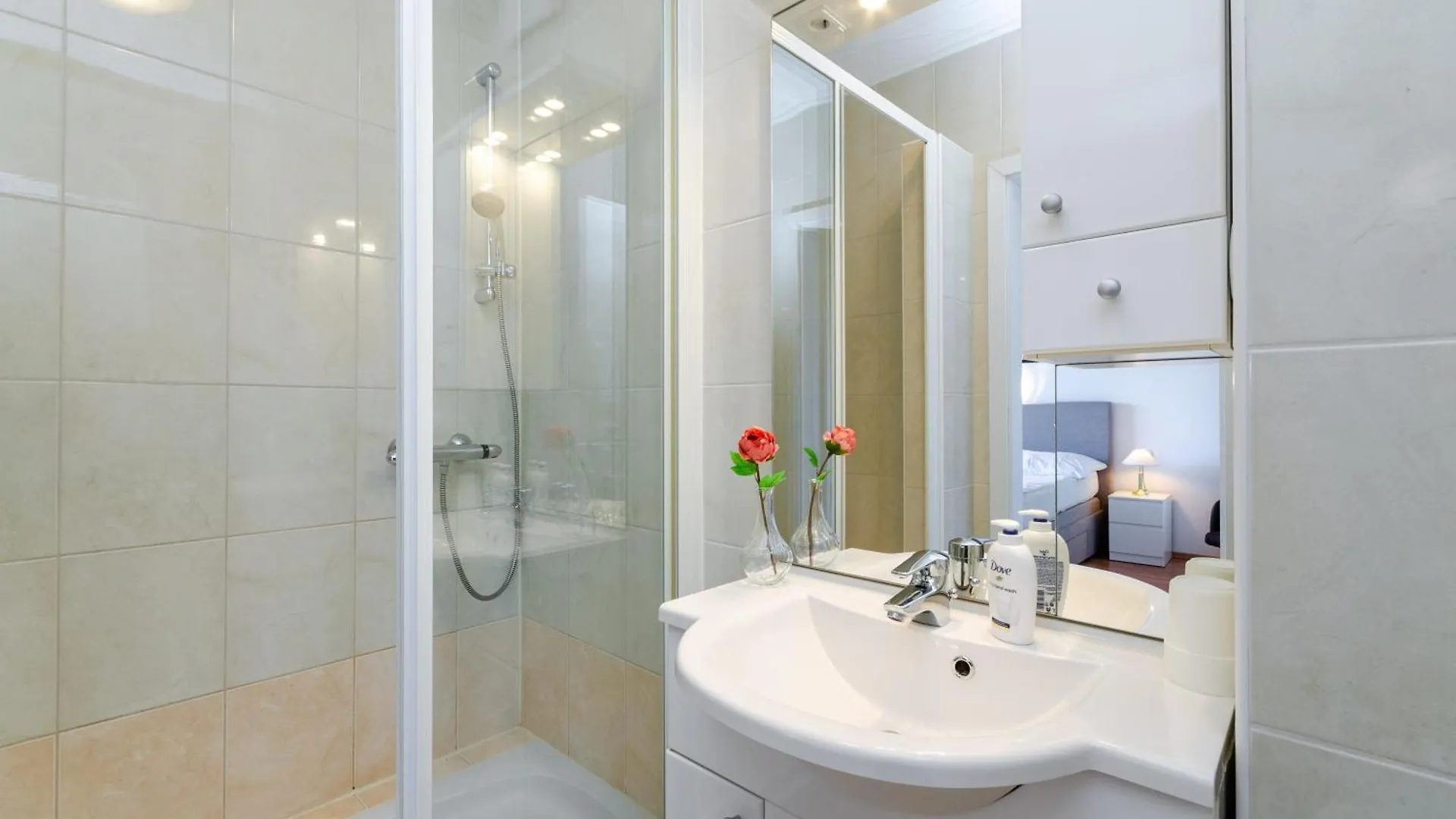 Seaside Guesthouse By Jr City Apartments Jadranovo