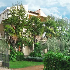 apartments-marija-sukosan.hotelinzadar.com/